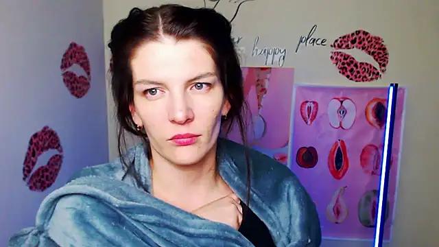 VanessaRey_'s cam snapshot