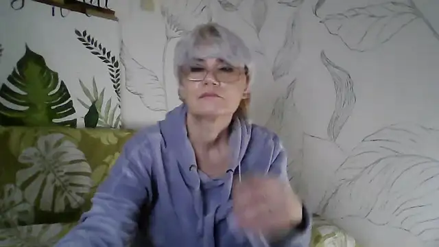 Catty_Lady's cam snapshot