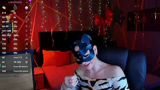 HotWildCat's cam snapshot