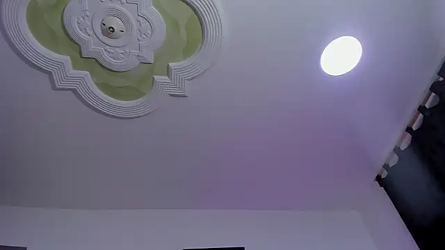 KarlaAndThiago's cam snapshot