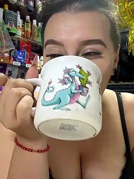 TamySweetness live sex cam