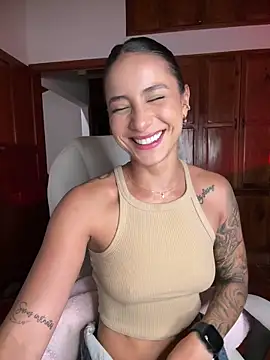 Ale_Lewis live sex cam