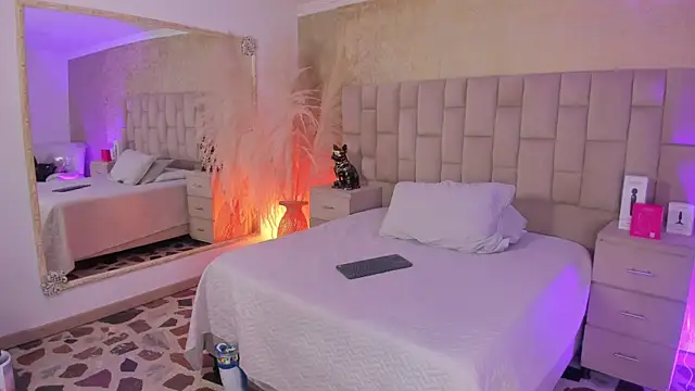 CamilaOrtiz_'s cam snapshot