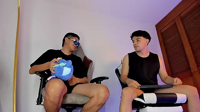 sotooliver3's cam snapshot