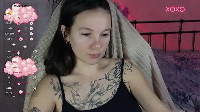 lil_luna_x's cam snapshot