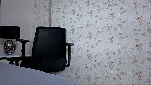 Emma_Foxi's cam snapshot