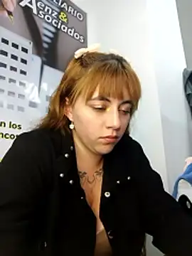 ISABELLA-01_'s cam snapshot