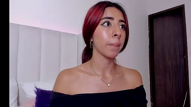 Mirandaa_Rogers's cam snapshot