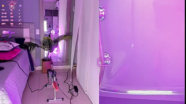 Mia_cm's cam snapshot