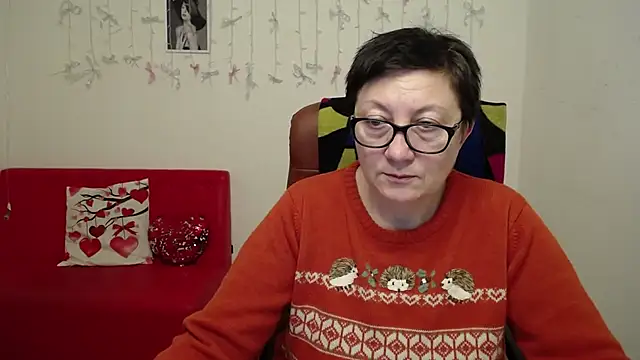 EmilyL0ve's cam snapshot