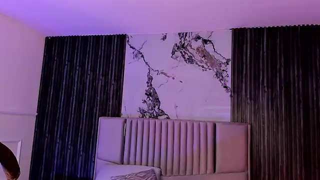 Lillyortiz's cam snapshot