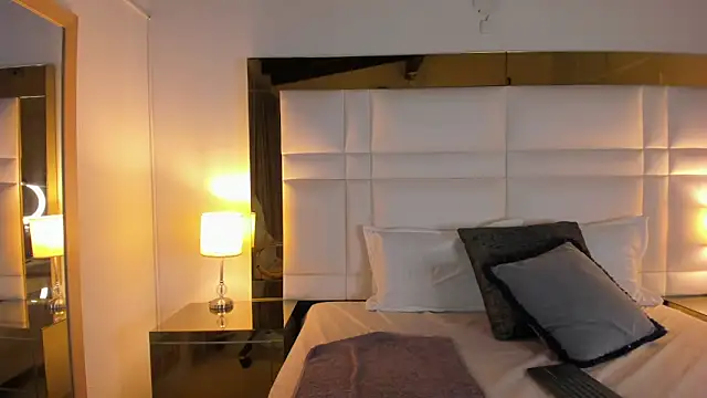 Zoei_Moon's cam snapshot