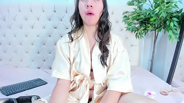 Victoria_Coleman's cam snapshot