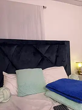 Lily_Woodz's cam snapshot