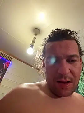 miguel910921 live sex cam