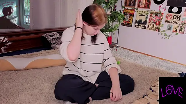 BevHanni's cam snapshot