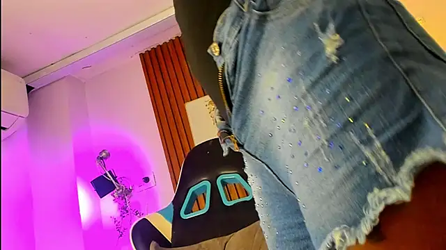 Evaa_18's cam snapshot