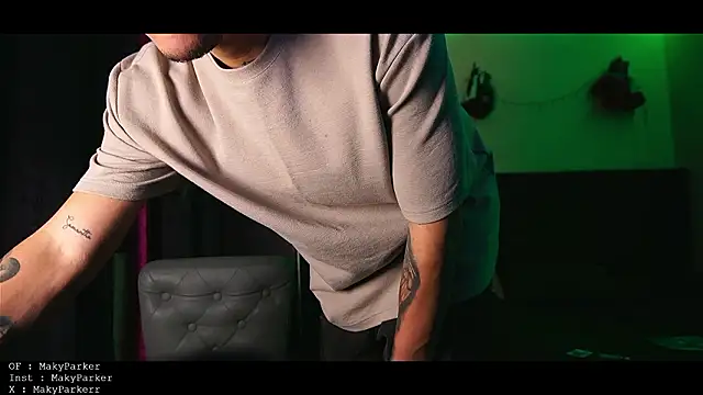 AlphaMasterXxx live sex cam