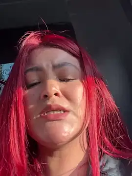 lia_moon77 live sex cam