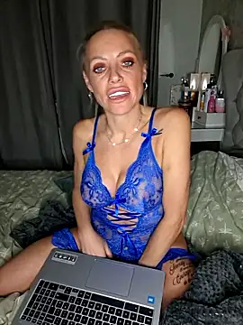 Bellarose_xx's cam snapshot