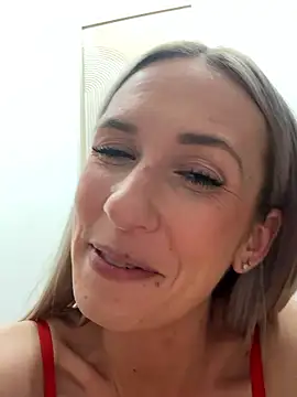 lola_tentatiion live sex cam