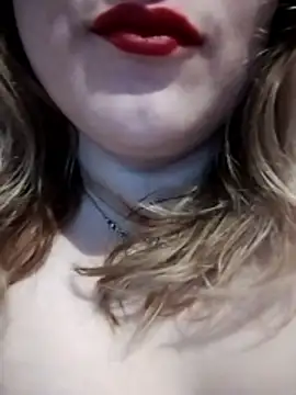 SWEETLUNA077 live sex cam