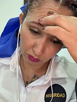 Megan-01-'s cam snapshot