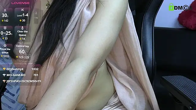 Vika___Rathee's cam snapshot