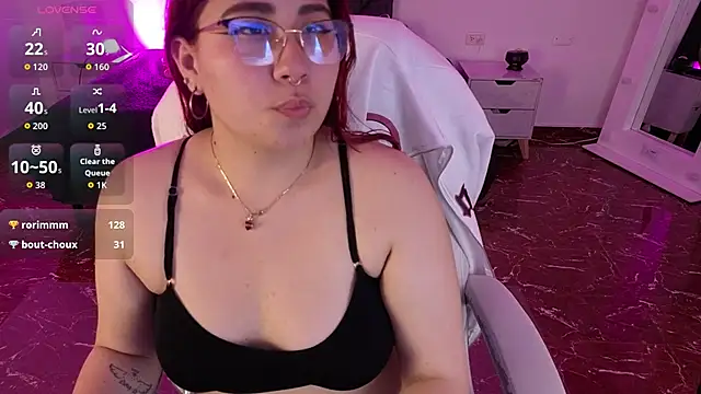 littlee_red's cam snapshot