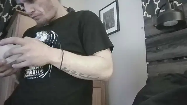 spazz247's cam snapshot