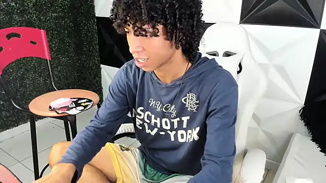 xion_ez's cam snapshot