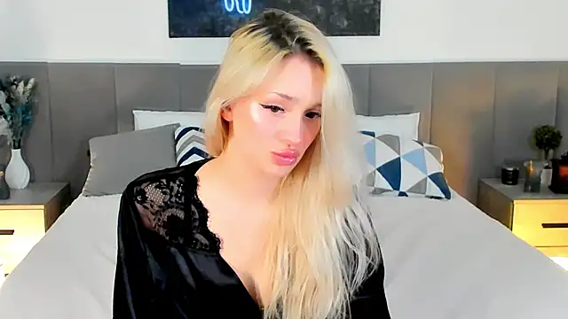 SugarWhisper live sex cam