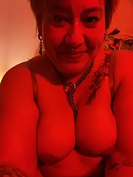 NymphoBuzi live sex cam