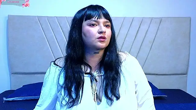 Laura_cap7's cam snapshot