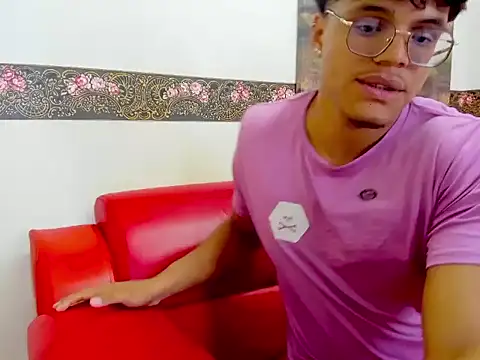 joe_moore_'s cam snapshot