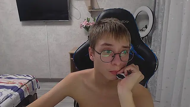 glasses_cat live sex cam