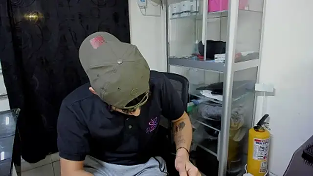 MaxStar26 live sex cam