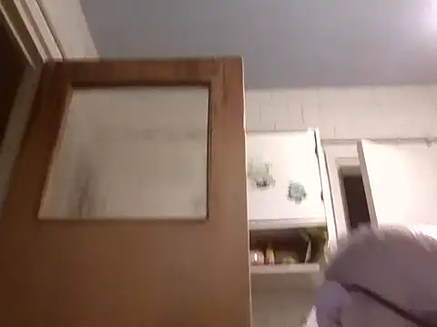 mariusica1@xh's cam snapshot