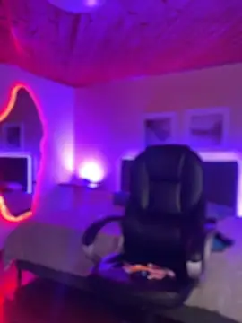 Isabella18_pink's cam snapshot