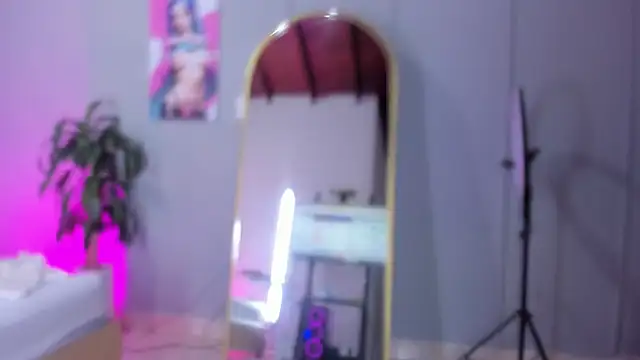 EmmaLawrence_'s cam snapshot