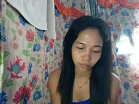 PinaySkinnyGirl's cam snapshot