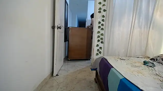 ivonne__hott1 live sex cam