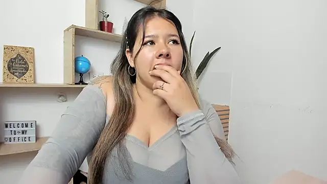 LinaBrowm's cam snapshot