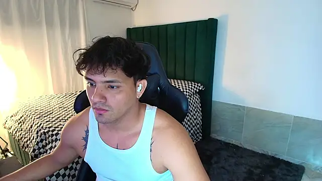 man_dur07's cam snapshot