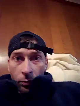 mresquared's cam snapshot