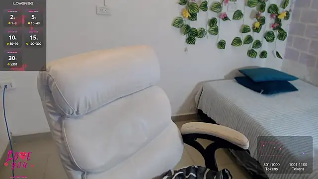 tania_sweet__'s cam snapshot