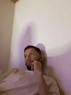 Michaell_Spinelly's cam snapshot