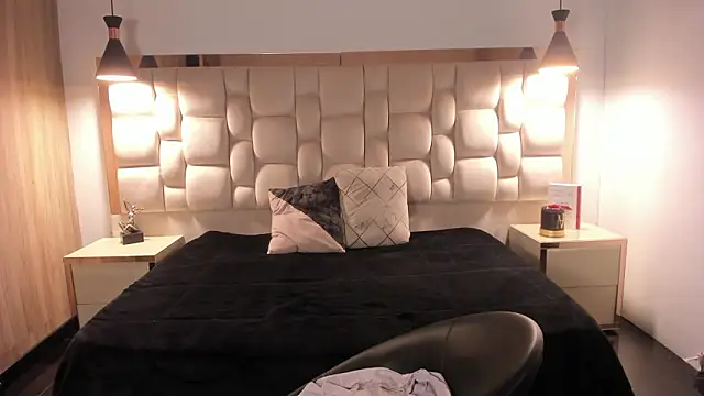 Qeen_blackk's cam snapshot