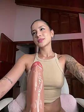 Ale_Lewis's cam snapshot