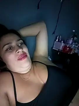 Latina_sexy1's cam snapshot